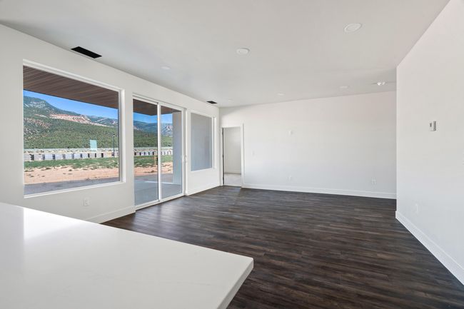 Great Room | Image 16