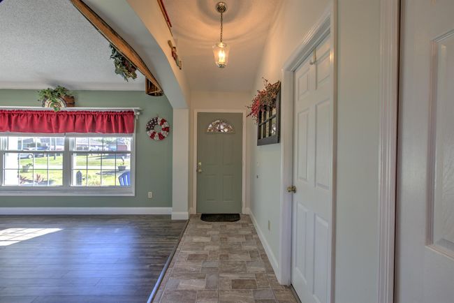 3582 Sw Margela St, House other with 3 bedrooms, 3 bathrooms and null parking in Port St Lucie FL | Image 8