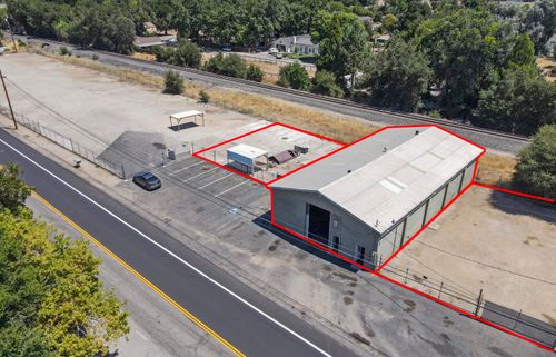 4990 Traffic Way, Atascadero, CA, 93422 | Card Image