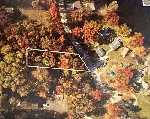 6875 W Shore Dr, Weidman, MI, 48893-8775 | Card Image