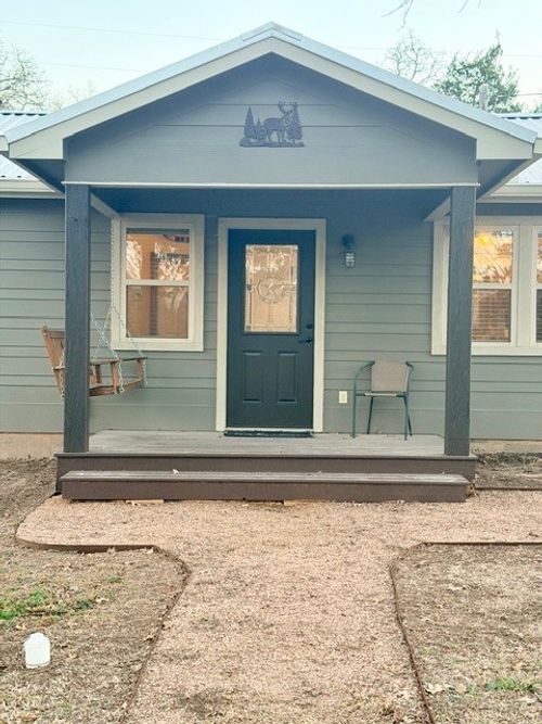 unit-b-520 Leisure Ln, Cedar Creek, TX, 78612-3765 | Card Image