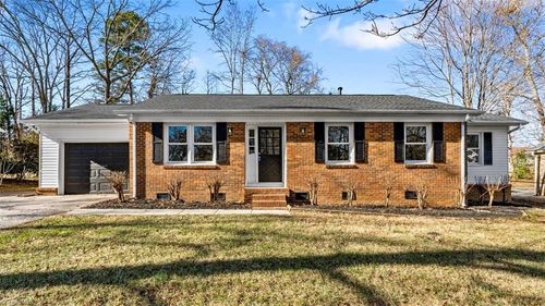 3309 Colony Dr, Jamestown, NC, 27282-9054 | Card Image