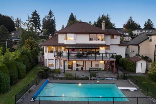 16512 77a Ave, Surrey, BC, V4N0L4 | Card Image