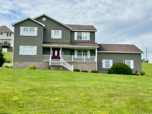 214 Evergreen Dr, Bridgeport, WV, 26330-7320 | Card Image