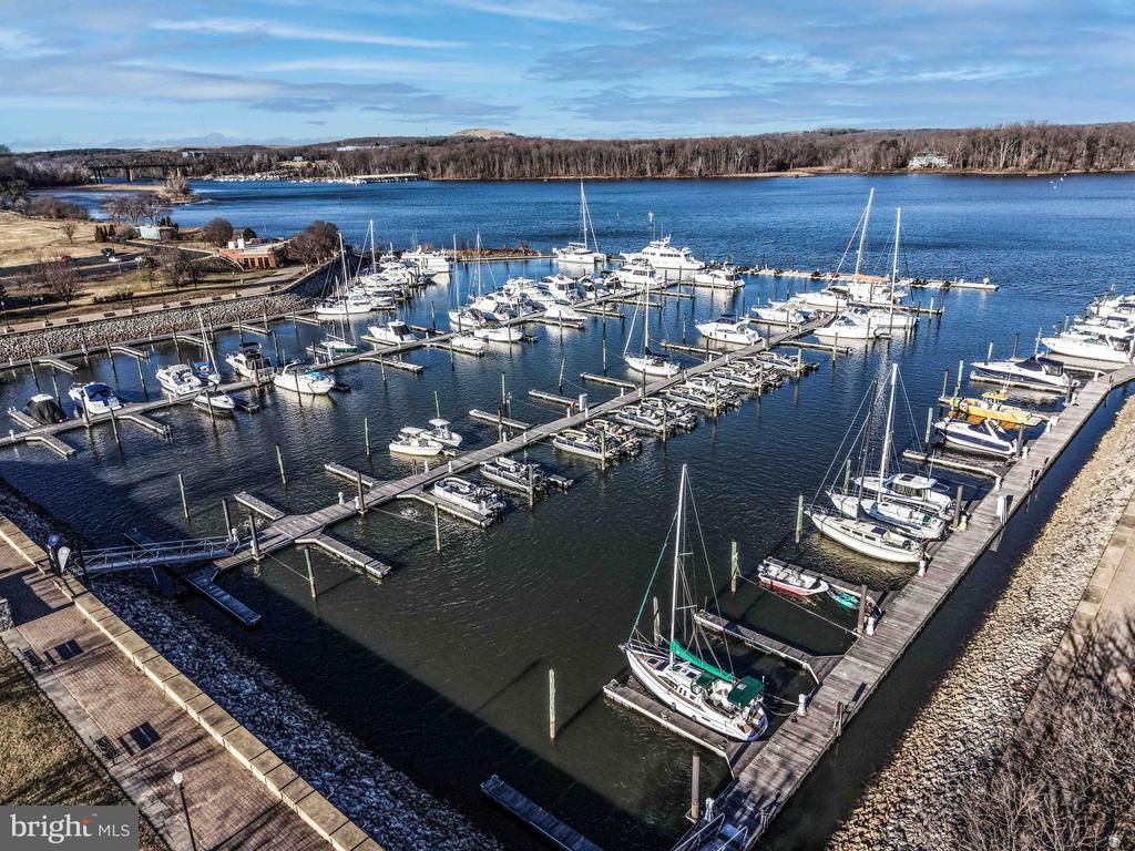 Residential in WOODBRIDGE 4