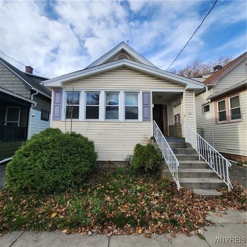 102 Carl St, Buffalo, NY, 14215-4028 | Card Image