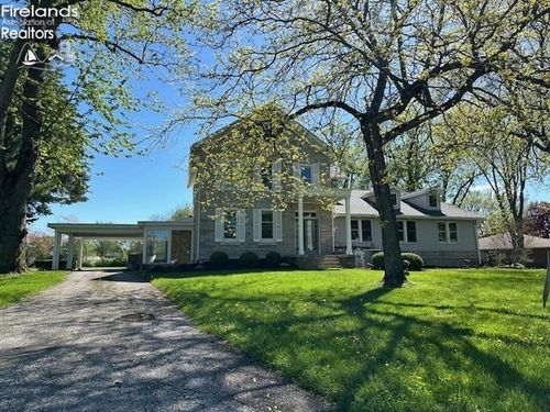 1338 E Perkins Ave, Sandusky, OH, 44870-5081 | Card Image