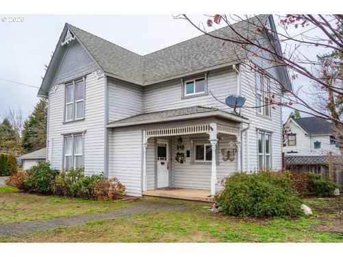 243 N Lane St, Cottage Grove, OR, 97424-1677 | Card Image