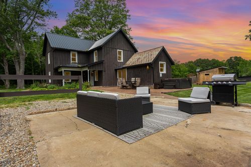 16850 Kreashbaum Rd, Rockbridge, OH, 43149-9755 | Card Image