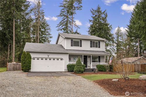 17535 Loop Lane Se, Yelm, WA, 98597 | Card Image