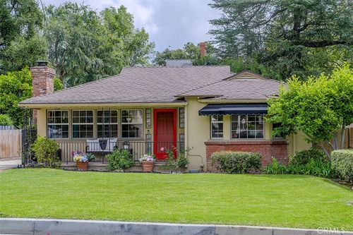 328 N Alta Vista Ave, Monrovia, CA, 91016-1615 | Card Image