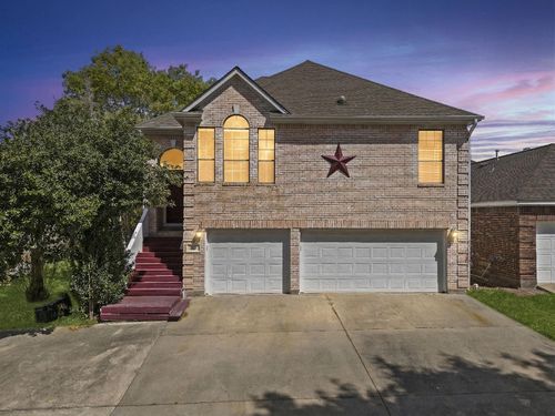 169 April Cv, Montgomery, TX, 77356-8821 | Card Image