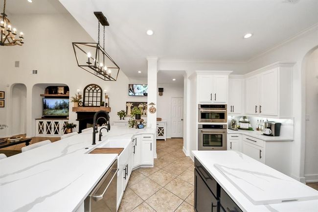 19910 Standing Cypress Dr, House other with 5 bedrooms, 5 bathrooms and 3 parking in Spring TX | Image 15