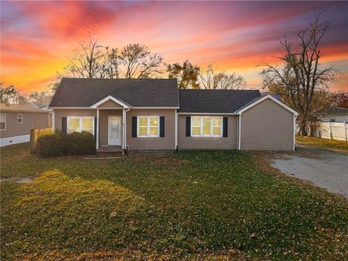 503 Stoutmore St, Polo, MO, 64671-9365 | Card Image