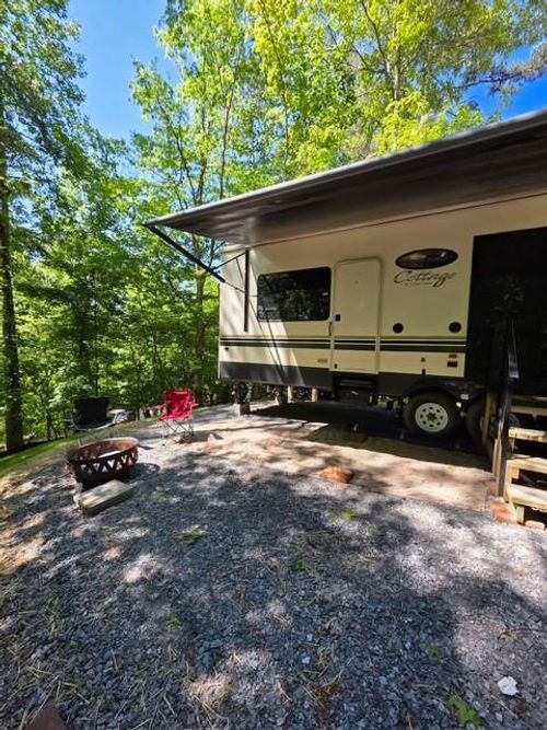 32 7th St, Ellijay, GA, 30540-9327 | Card Image