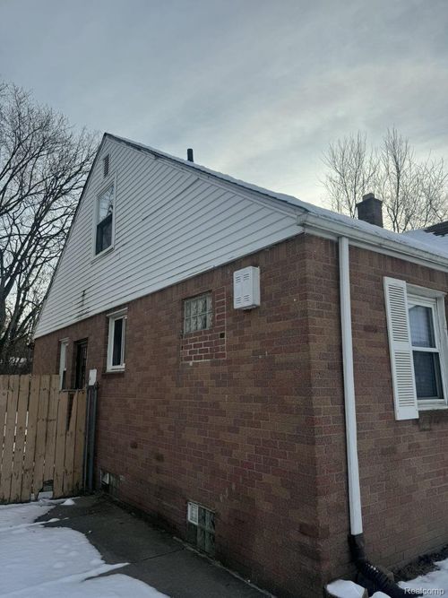 20232 Prevost St, Detroit, MI, 48235-2157 | Card Image