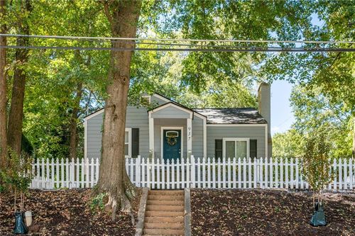 937 Lawton St Sw, Atlanta, GA, 30310-3350 | Card Image