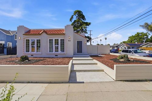 843 E Julian St, San Jose, CA, 95112-1810 | Card Image