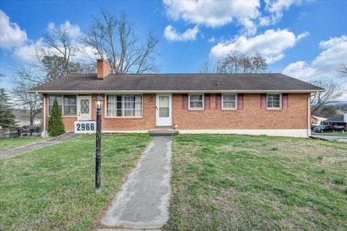 2966 Neil Dr, Roanoke, VA, 24019-3414 | Card Image