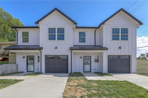 427 Ne Lindenman Ave, Kansas City, MO, 64161 | Card Image