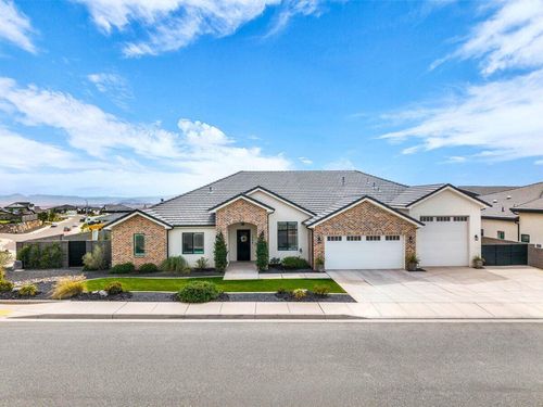 1398 E Dellcorero Dr, St. George, UT, 84770-1361 | Card Image