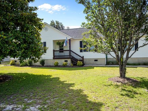 803 Wood Creek Dr, Hubert, NC, 28539-4179 | Card Image