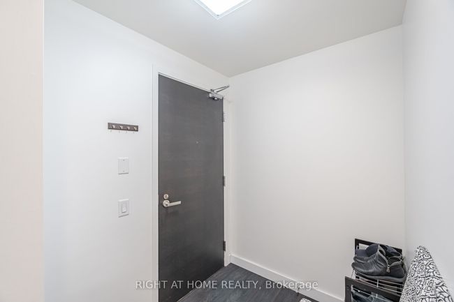 310 - 5005 Harvard Rd, Condo with 3 bedrooms, 2 bathrooms and 1 parking in Mississauga ON | Image 6