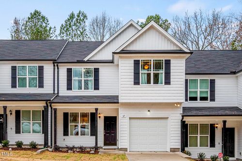 67 Stewarts Knob Dr, Clayton, NC, 27527-4400 | Card Image