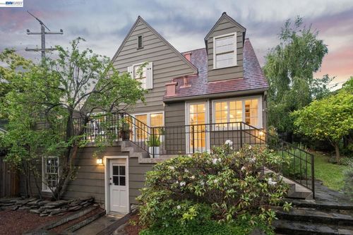 1800 San Lorenzo Ave, Berkeley, CA, 94707-1841 | Card Image