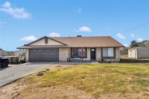 15759 Hercules, Hesperia, CA, 92345 | Card Image