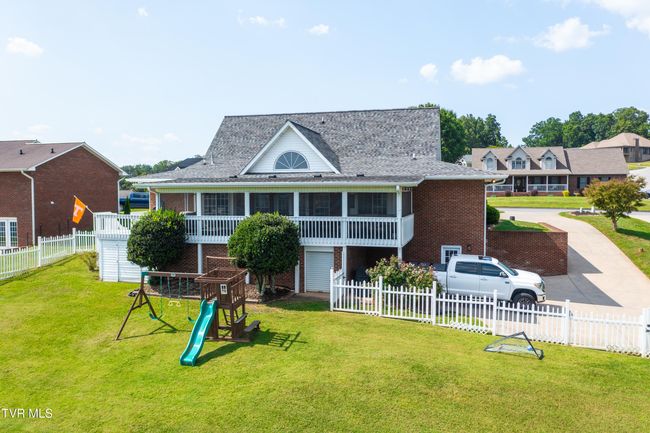 136 Landon Dr, House other with 3 bedrooms, 3 bathrooms and null parking in Mount Carmel TN | Image 70