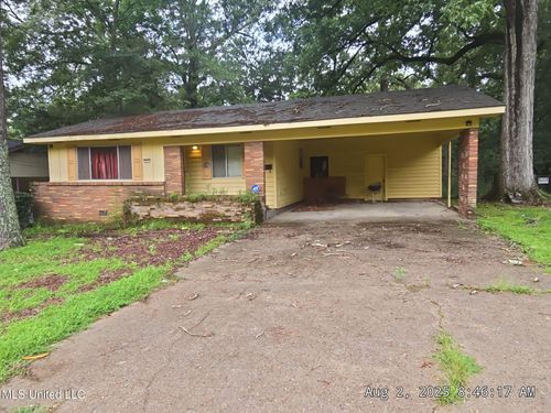 2247 Alta Woods Ter, Jackson, MS, 39204-4825 | Card Image