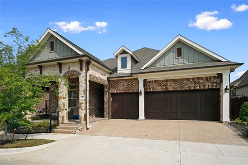1407 Lone Eagle Way, Arlington, TX, 76005-1232 | Card Image