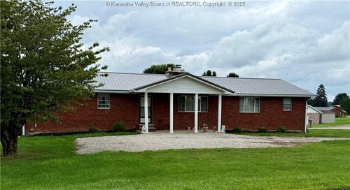 39 Dotson Dr, Millwood, WV, 25262-8533 | Card Image