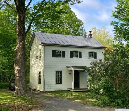 42 Stony Brook Rd, Tivoli, NY, 12583-5302 | Card Image