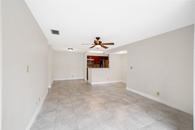 APT-6103 - 2926 S University Dr, Condo with 1 bedrooms, 1 bathrooms and null parking in Davie FL | Image 4