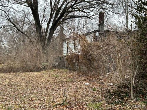 5621 Westmoreland Avenue, Washington Park, IL, 62204 | Card Image