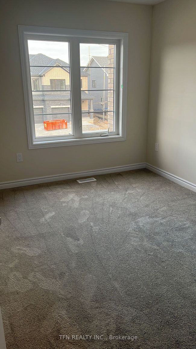 29 Ever Sweet Way, House attached with 3 bedrooms, 3 bathrooms and 1 parking in Thorold ON | Image 12