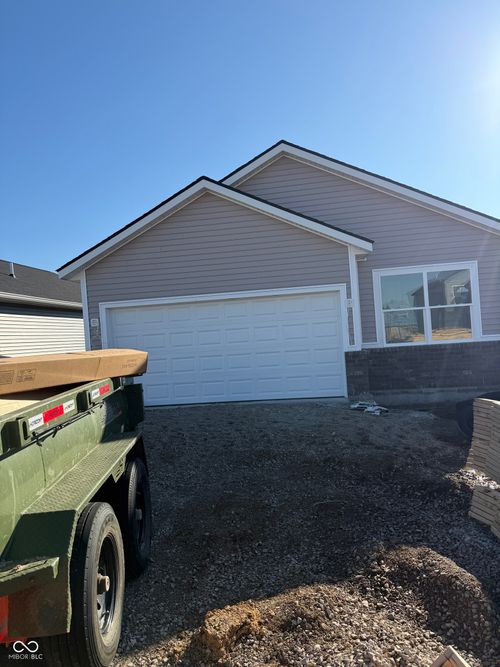 1085 Tomahawk Pl, Martinsville, IN, 46151-5029 | Card Image