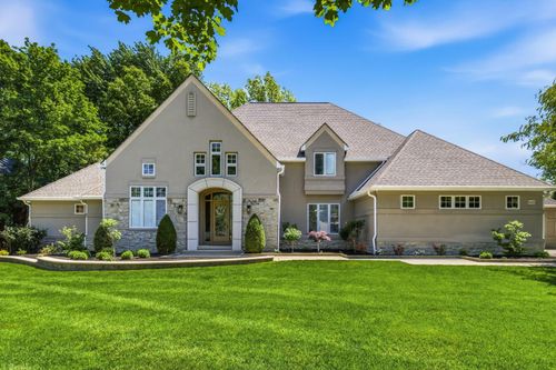 8432 Tartan Fields Dr, Dublin, OH, 43017-8881 | Card Image