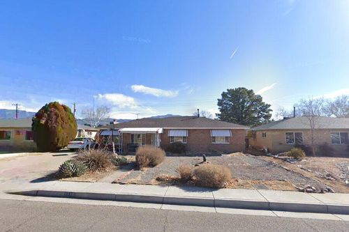 2008 Wisconsin St Ne, Albuquerque, NM, 87110-4748 | Card Image