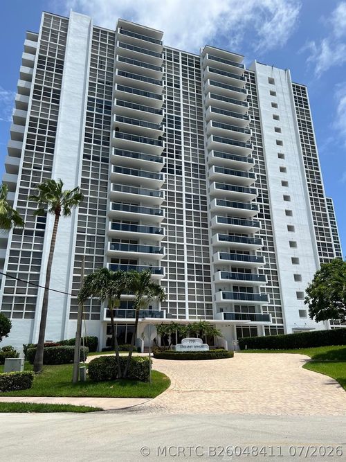 3b-2701 N Ocean Blvd, Fort Lauderdale, FL, 33308-7538 | Card Image