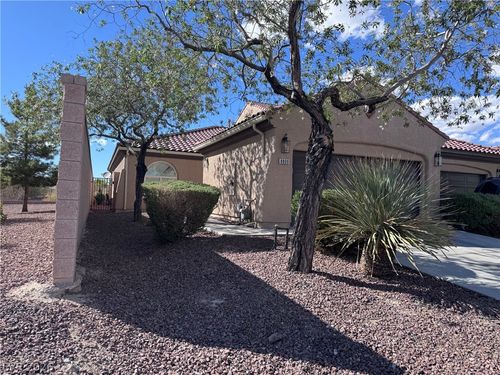 8809 Briar Bay Drive, Las Vegas, NV, 89131 | Card Image