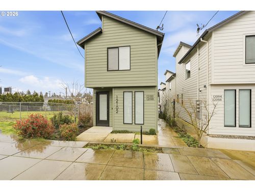 12100 Se Pine St, Portland, OR, 97216-3758 | Card Image