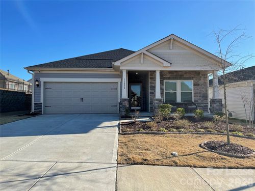 11838 Red Leaf Dr, Charlotte, NC, 28215-1015 | Card Image