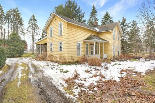 38841 Detroit Rd, Avon, OH, 44011-2147 | Card Image