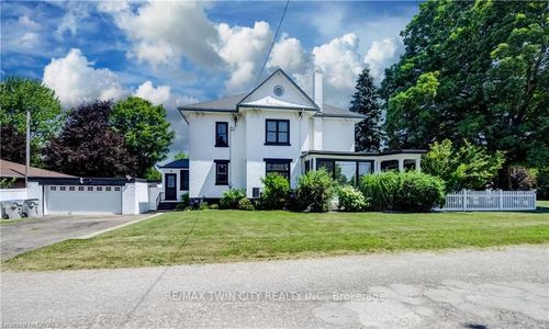 290 Turnberry St, Huron, ON, N0G1H0 | Card Image