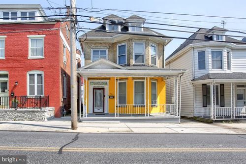 356 Pine St, STEELTON, PA, 17113-2349 | Card Image