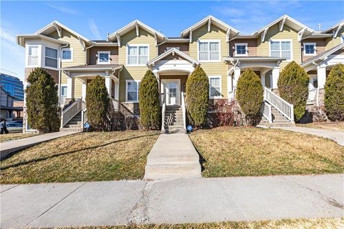 4450 Summit St, Kansas City, MO, 64111-3494 | Card Image