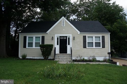 3027 Wayne Rd, FALLS CHURCH, VA, 22042-2631 | Card Image